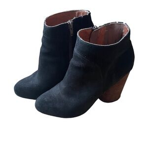 Jeffrey Campbell black suede ankle booties chunky heel size 9